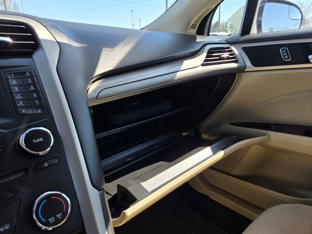 Used 2013 Ford Fusion SE image 13