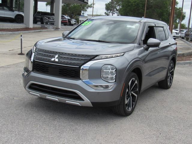 Used 2023 Mitsubishi Outlander SE image 8