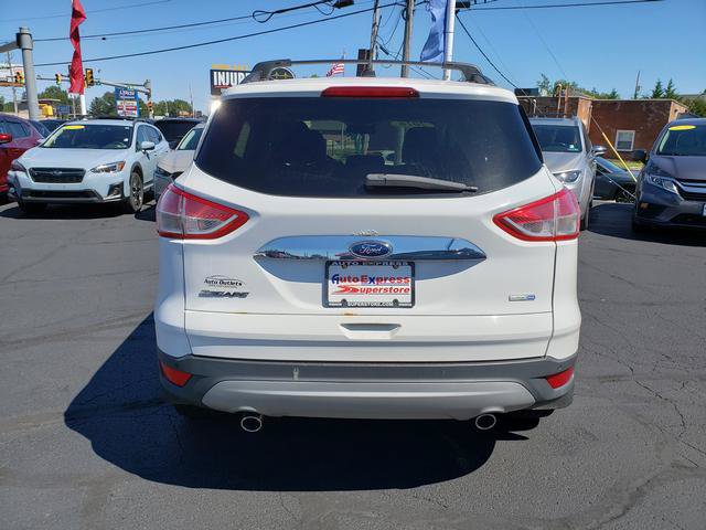 Used 2016 Ford Escape SE w/ SE Chrome Package AWD/4WD video 4