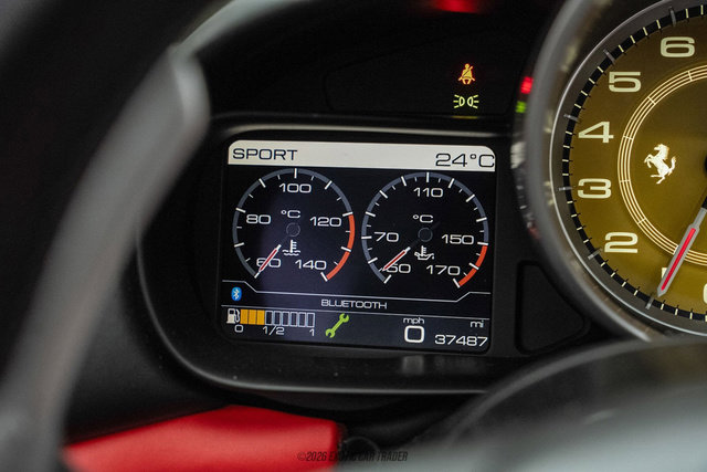 Used 2016 Ferrari California T image 30