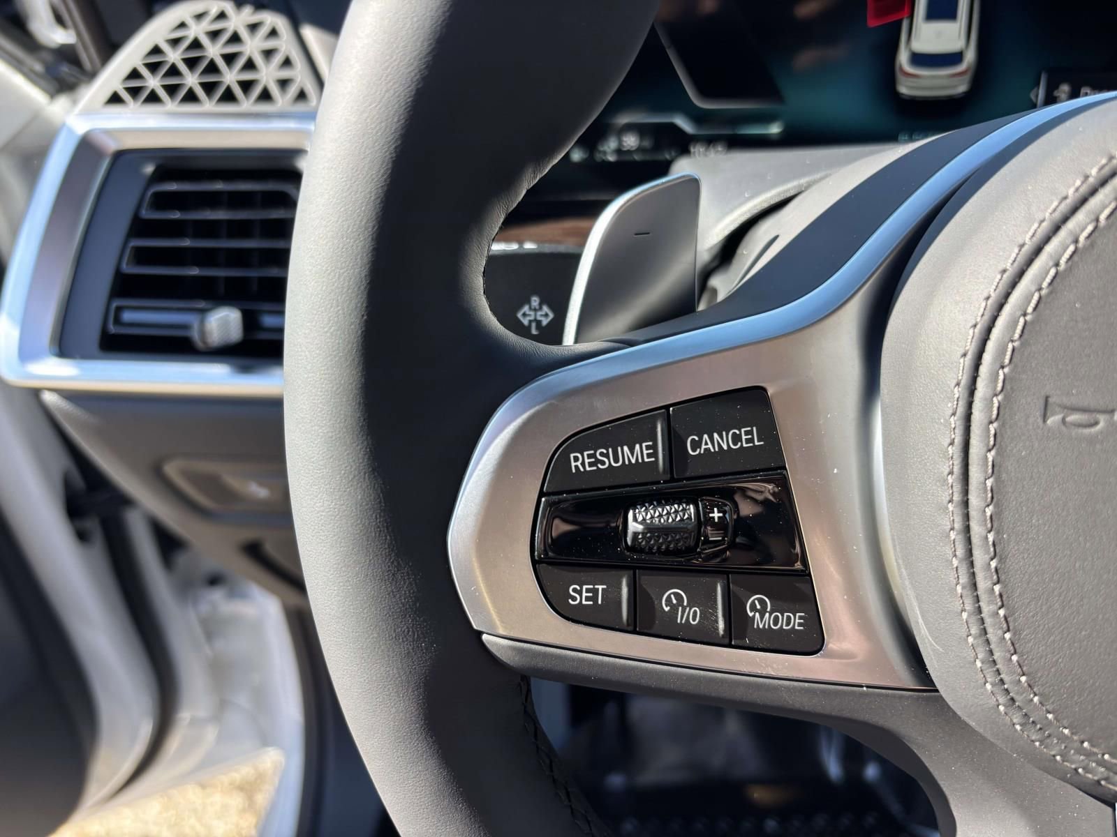 New 2026 BMW X5 xDrive50e image 12