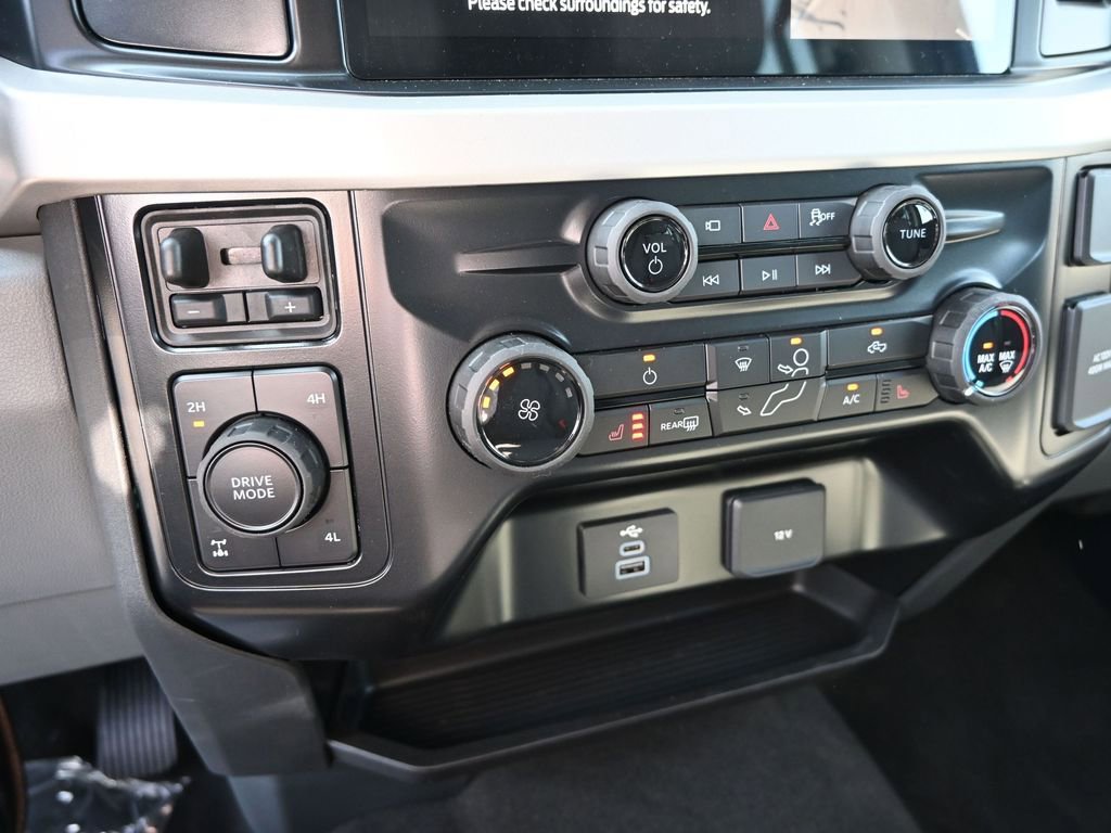 New 2026 Ford F350 XLT image 23