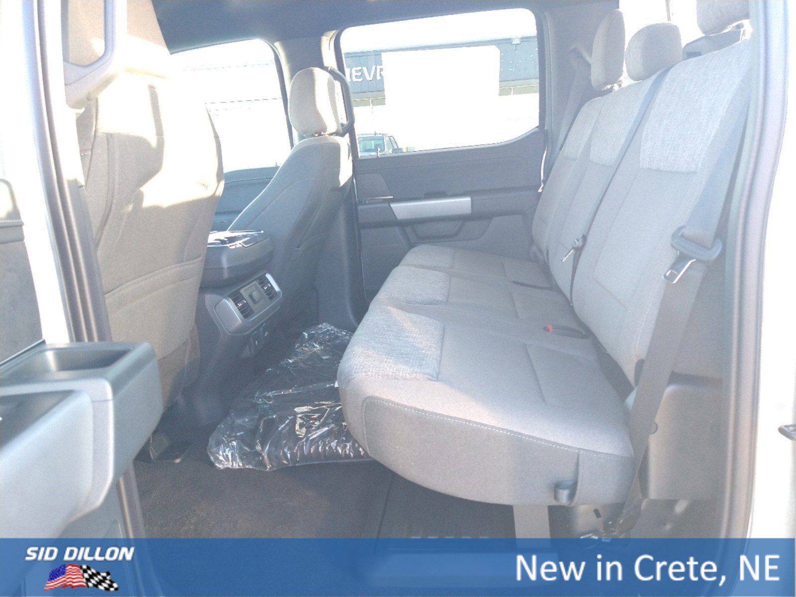 New 2025 Ford F150 XLT w/ Equipment Group 302A MID image 5