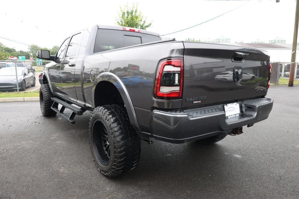 Used 2022 RAM 2500 Laramie AWD/4WD image 3
