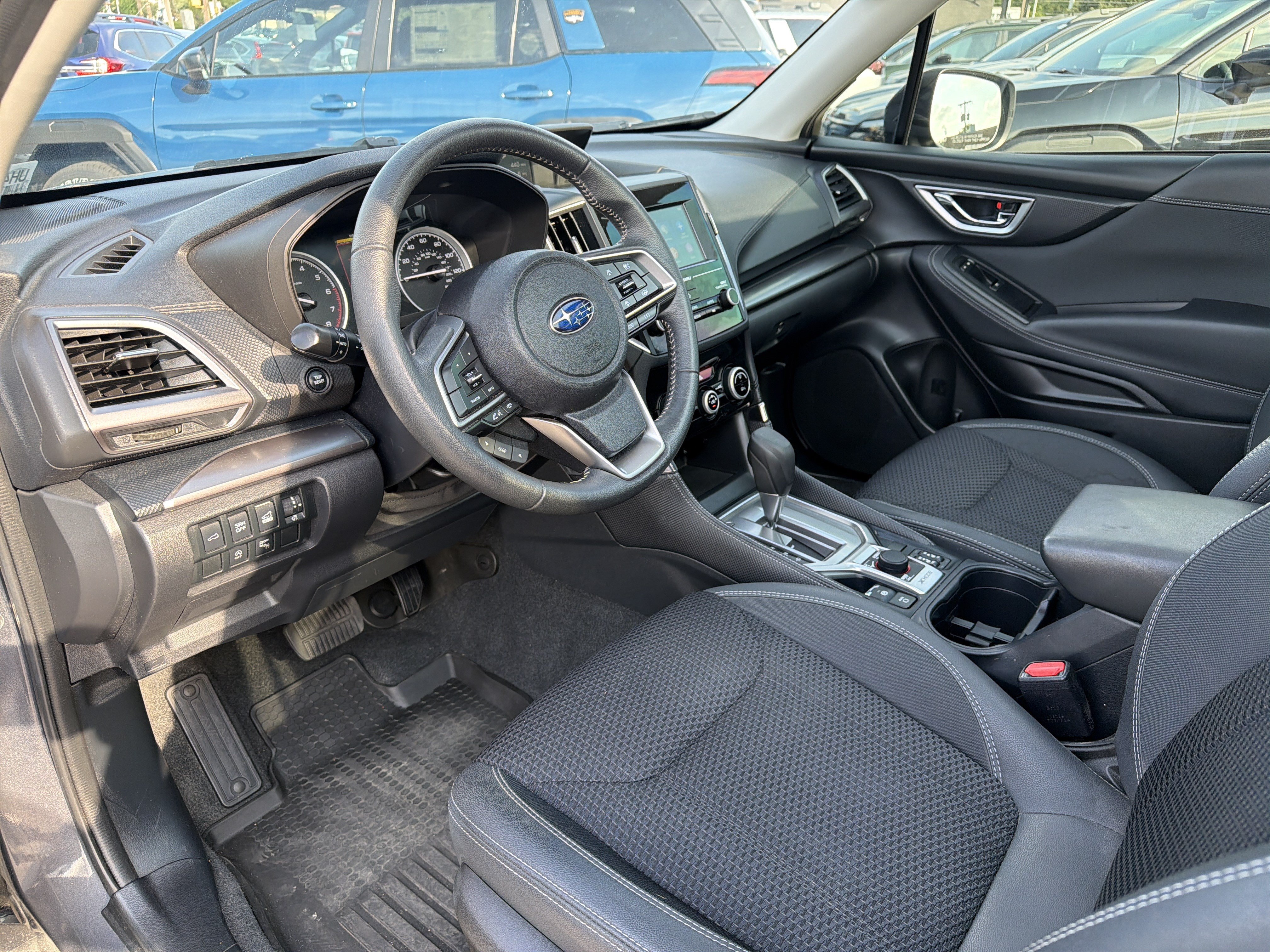 Used 2024 Subaru Forester Premium AWD/4WD image 25