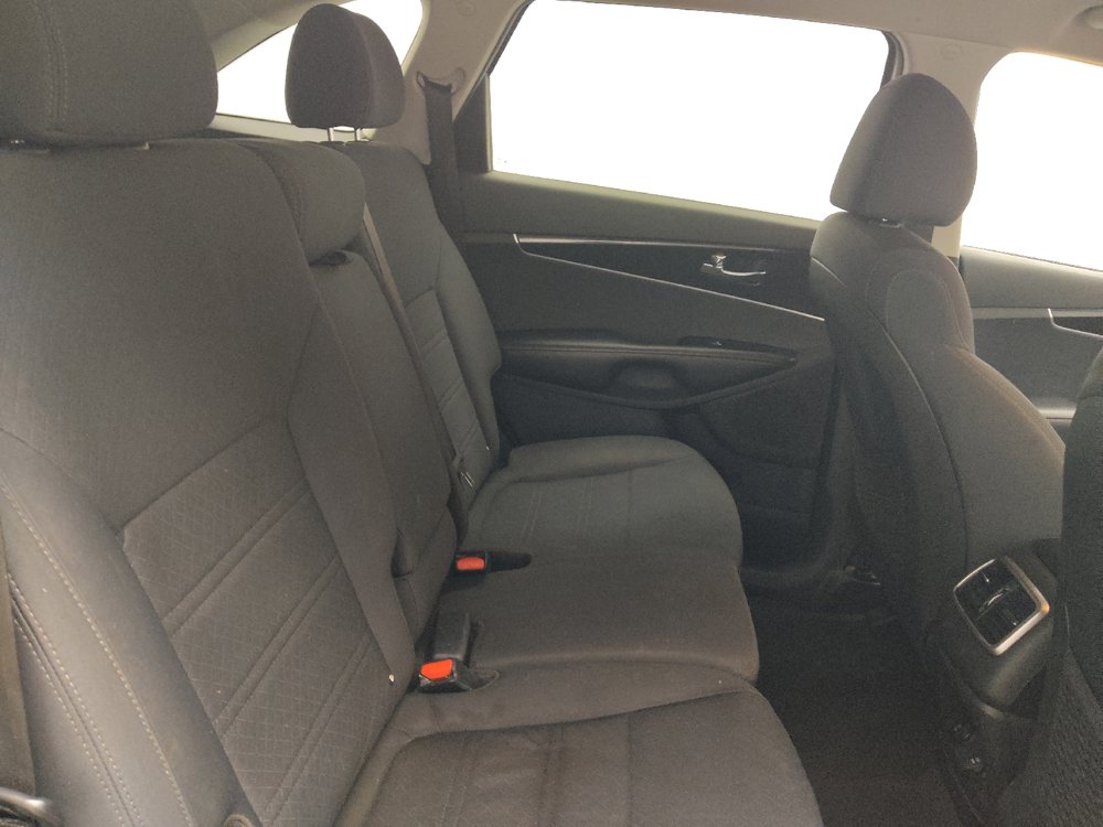 Used 2019 Kia Sorento FWD w/ LX Convenience Package image 19