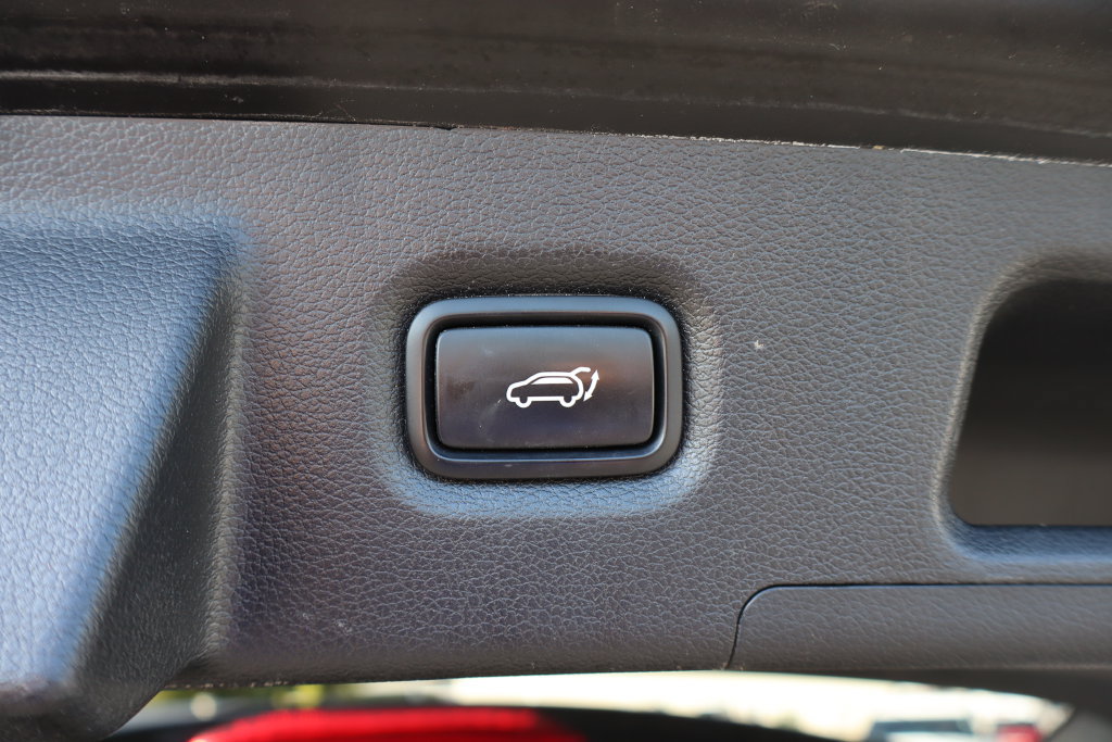 Used 2019 Hyundai Santa Fe AWD image 24