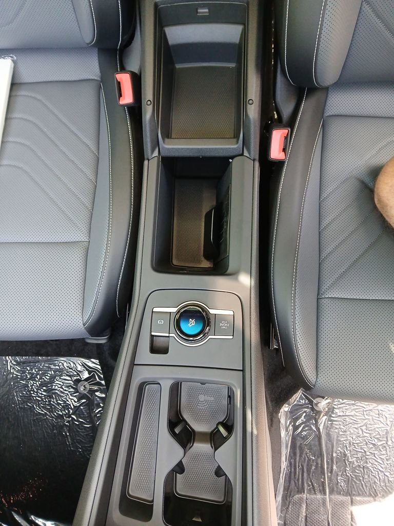 New 2026 Volkswagen Tiguan SE image 25