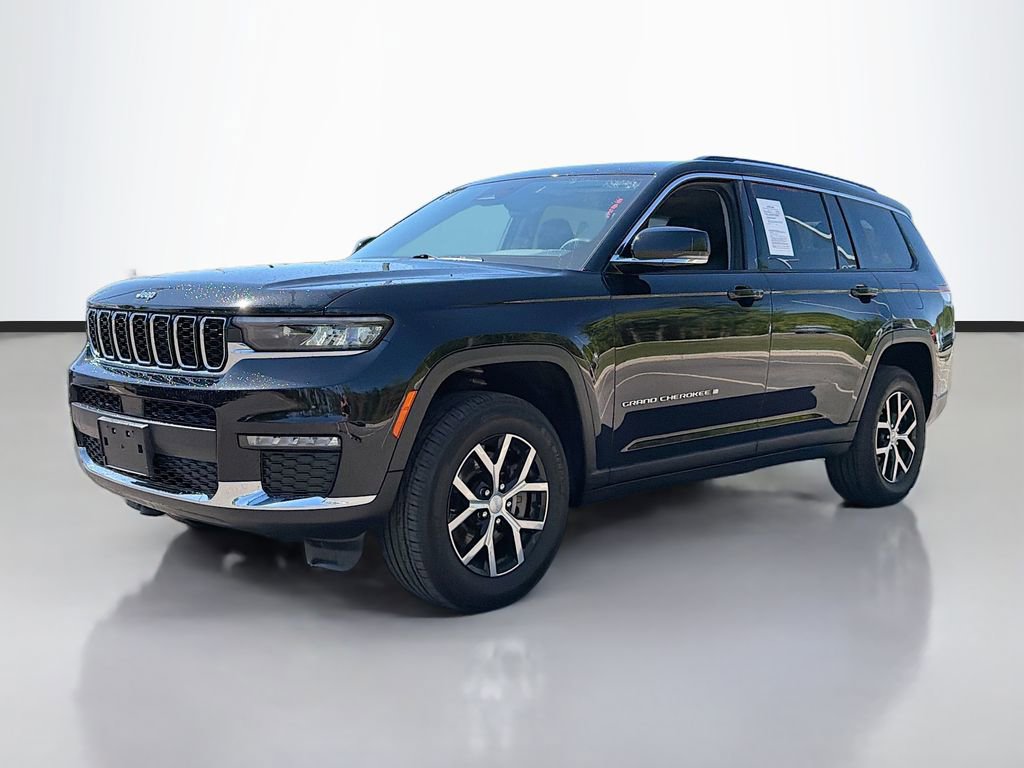 Used 2023 Jeep Grand Cherokee L Limited image 2