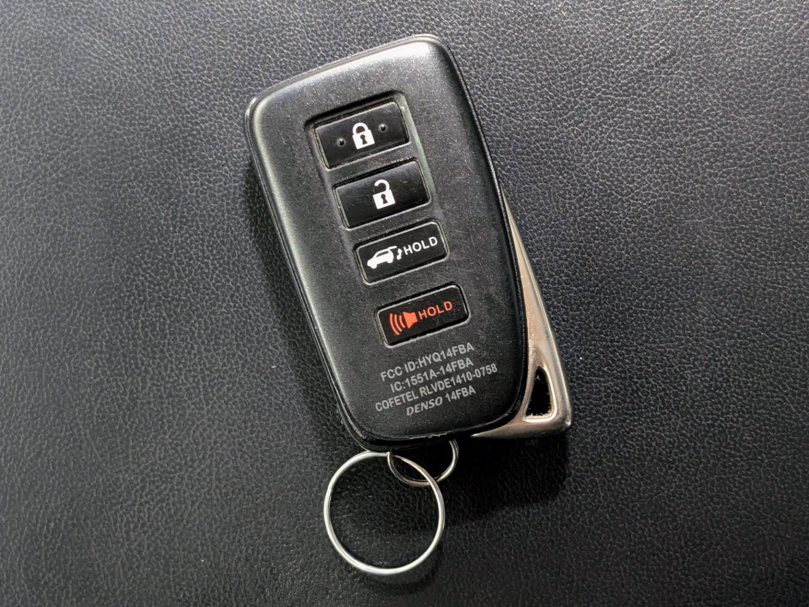 Used 2018 Lexus LX 570 4WD w/ Luxury Package image 46