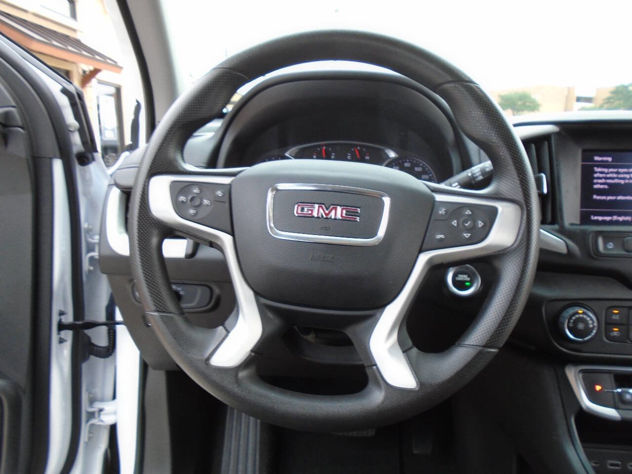 Used 2024 GMC Terrain SLE FWD image 15