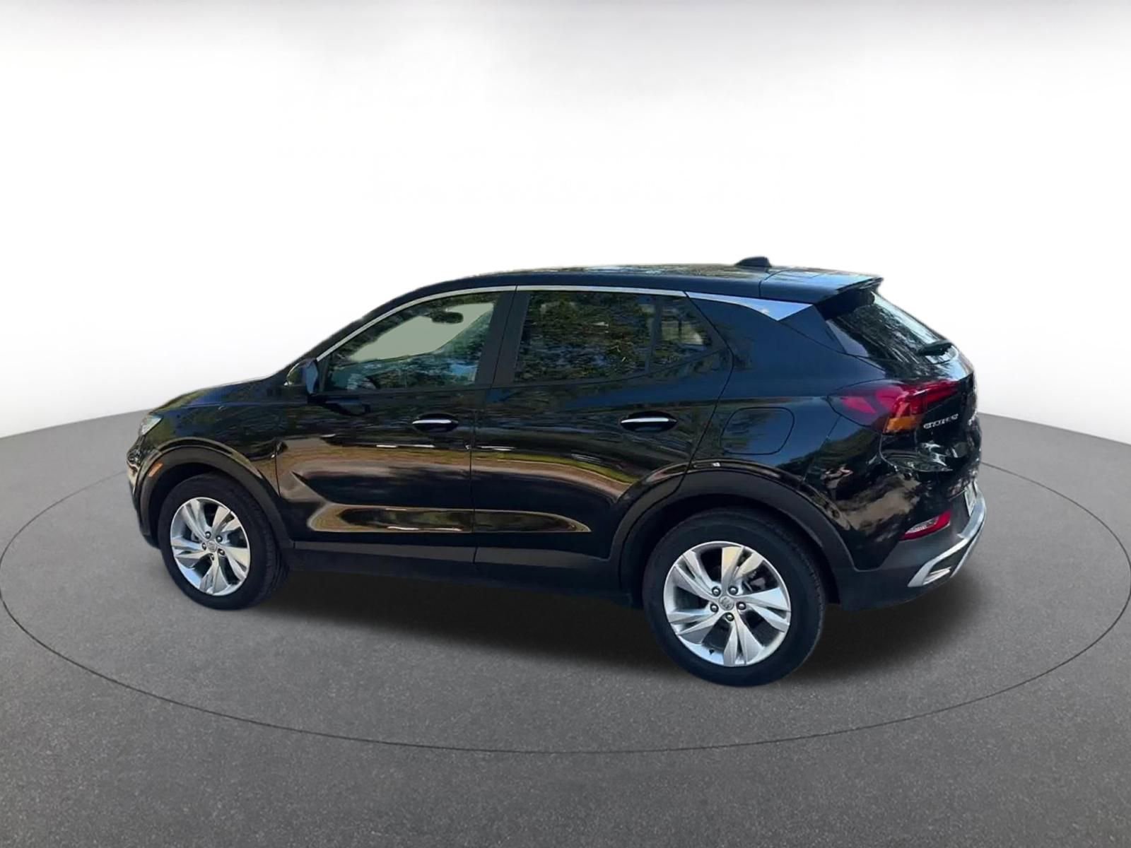 Used 2025 Buick Encore GX Preferred image 10