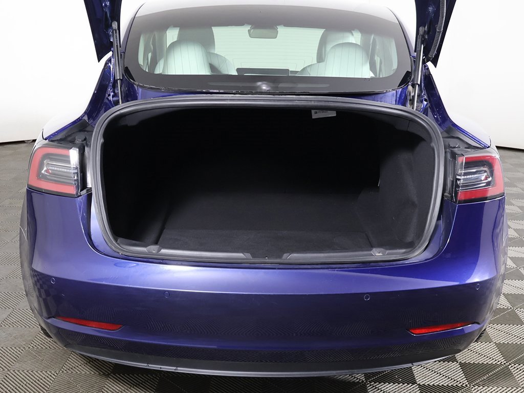 Used 2019 Tesla Model 3 Standard Range Plus image 15