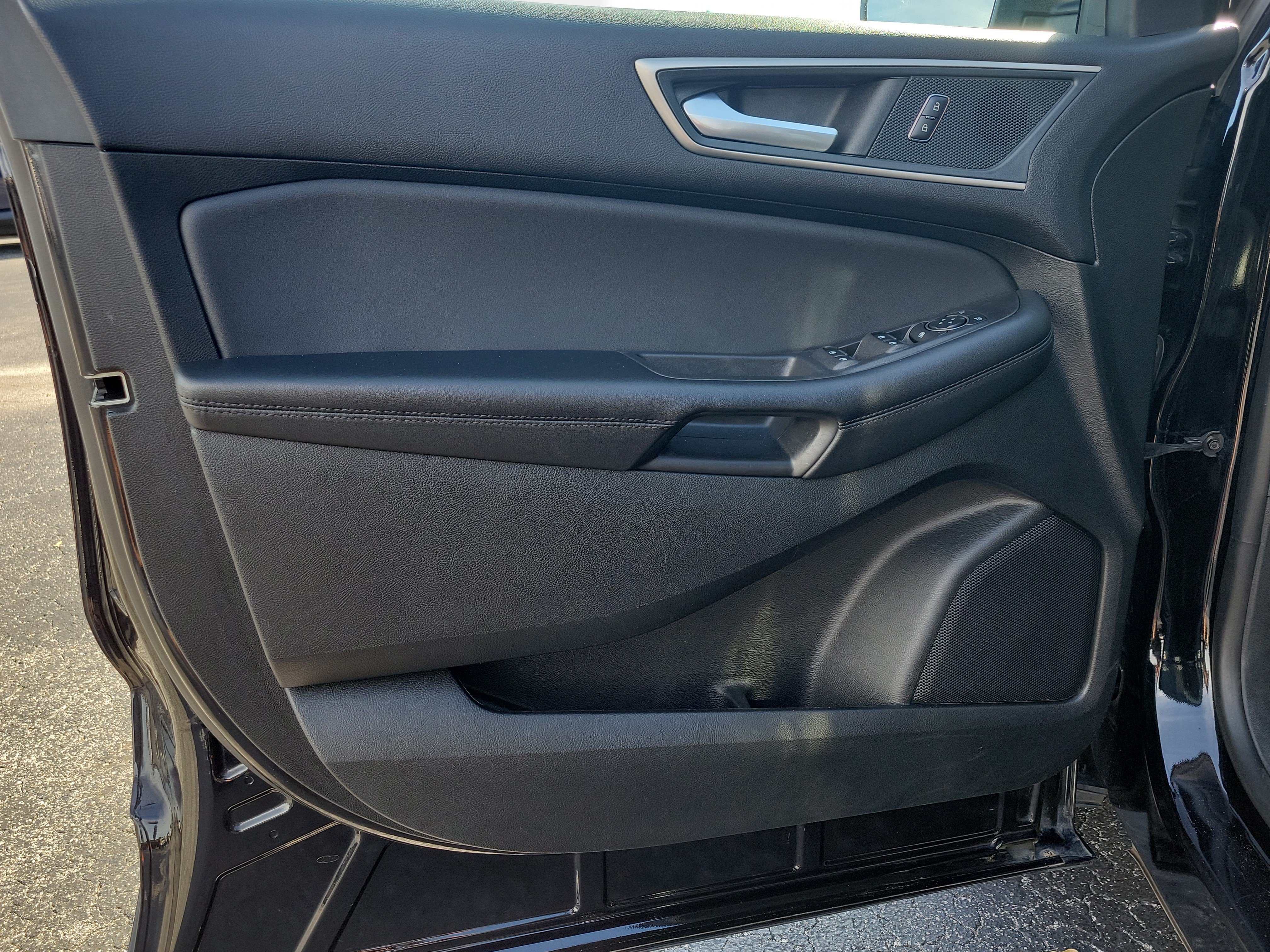 Used 2024 Ford Edge SEL AWD/4WD image 26