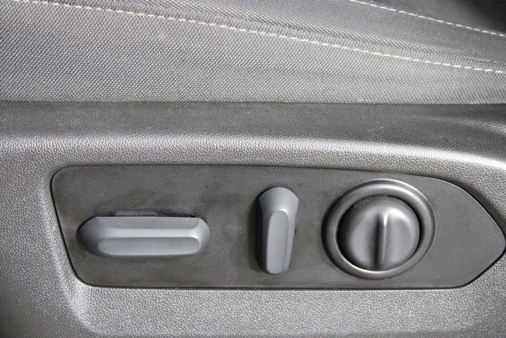 Used 2021 Chevrolet Silverado 1500 RST image 19