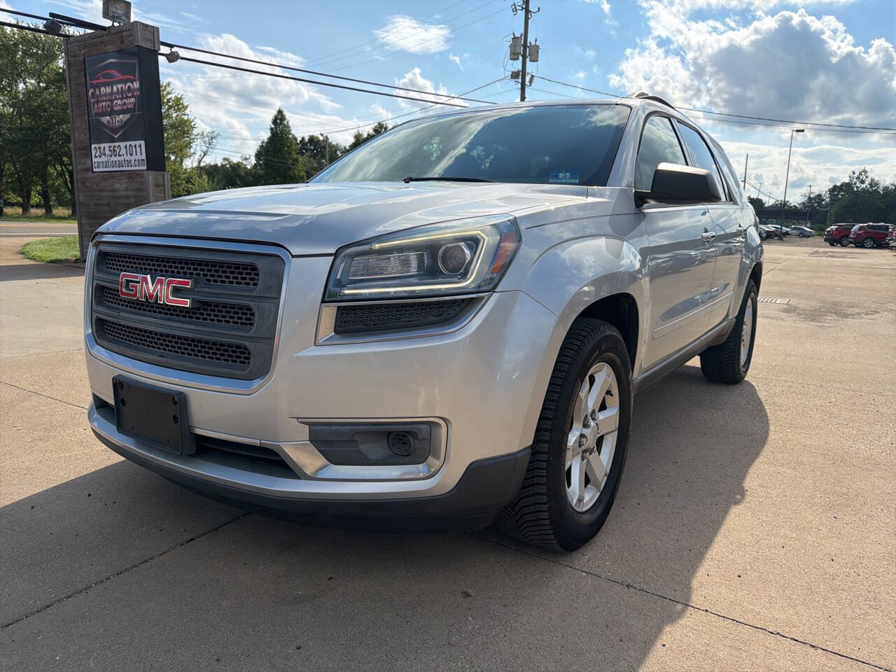 Used 2014 GMC Acadia SLE FWD image 1