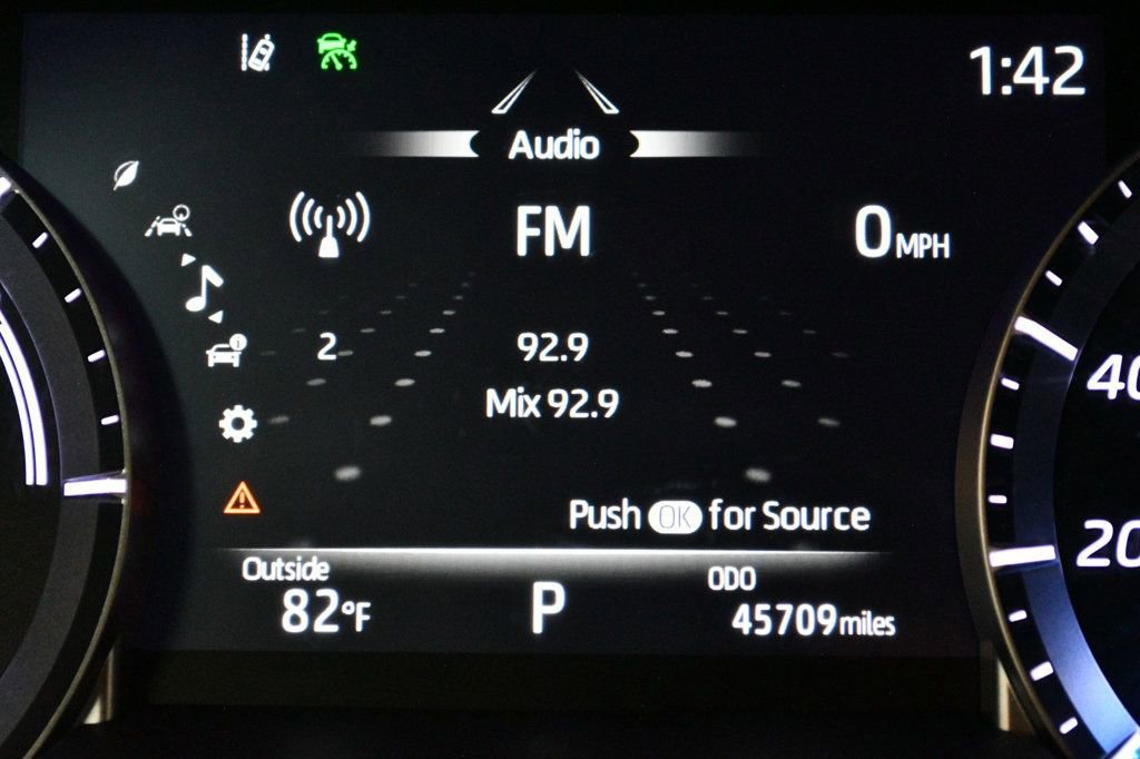 Used 2022 Toyota Highlander Limited AWD/4WD image 47