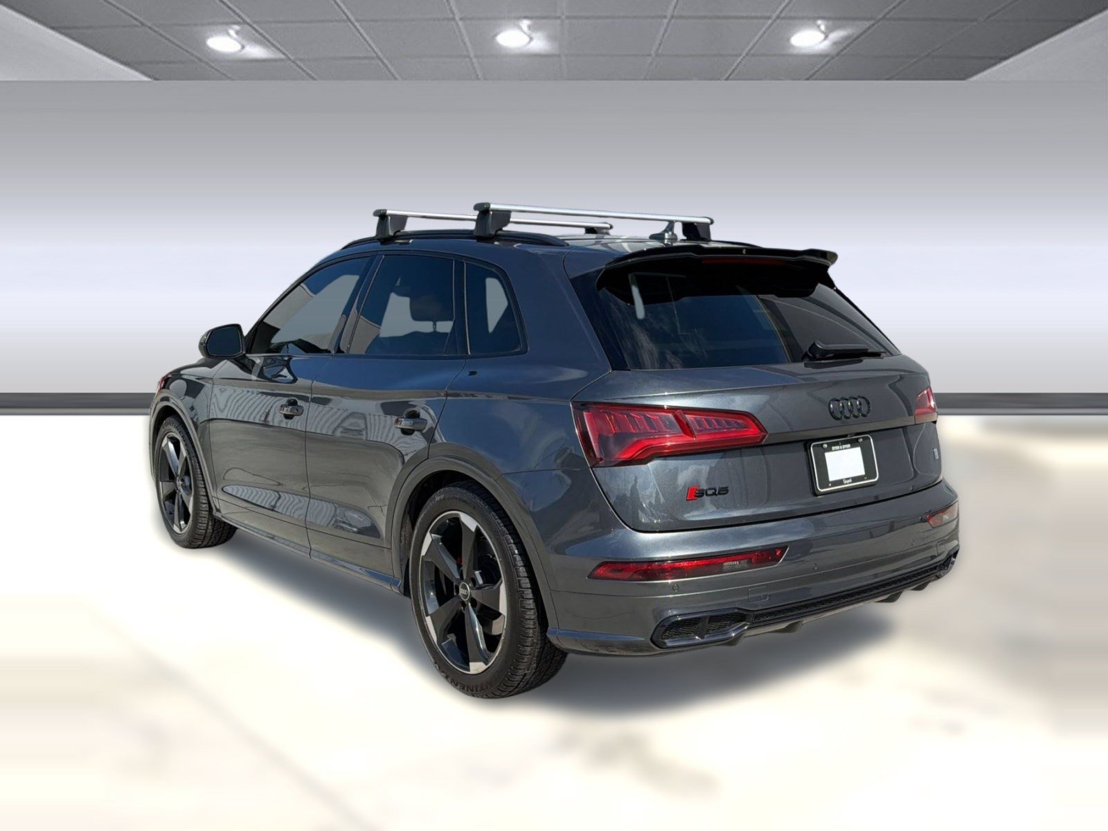 Used 2020 Audi SQ5 Premium Plus w/ Premium Plus Package AWD/4WD image 3