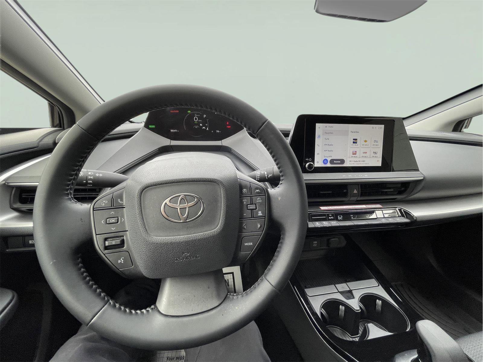 Used 2026 Toyota Prius LE image 25