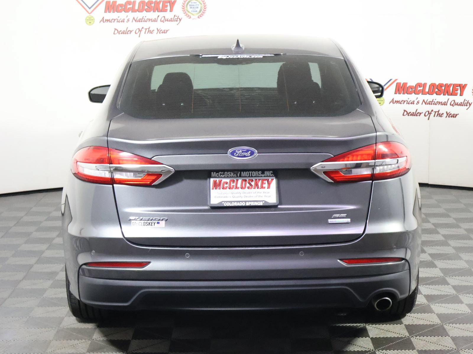 Used 2020 Ford Fusion SE FWD image 6