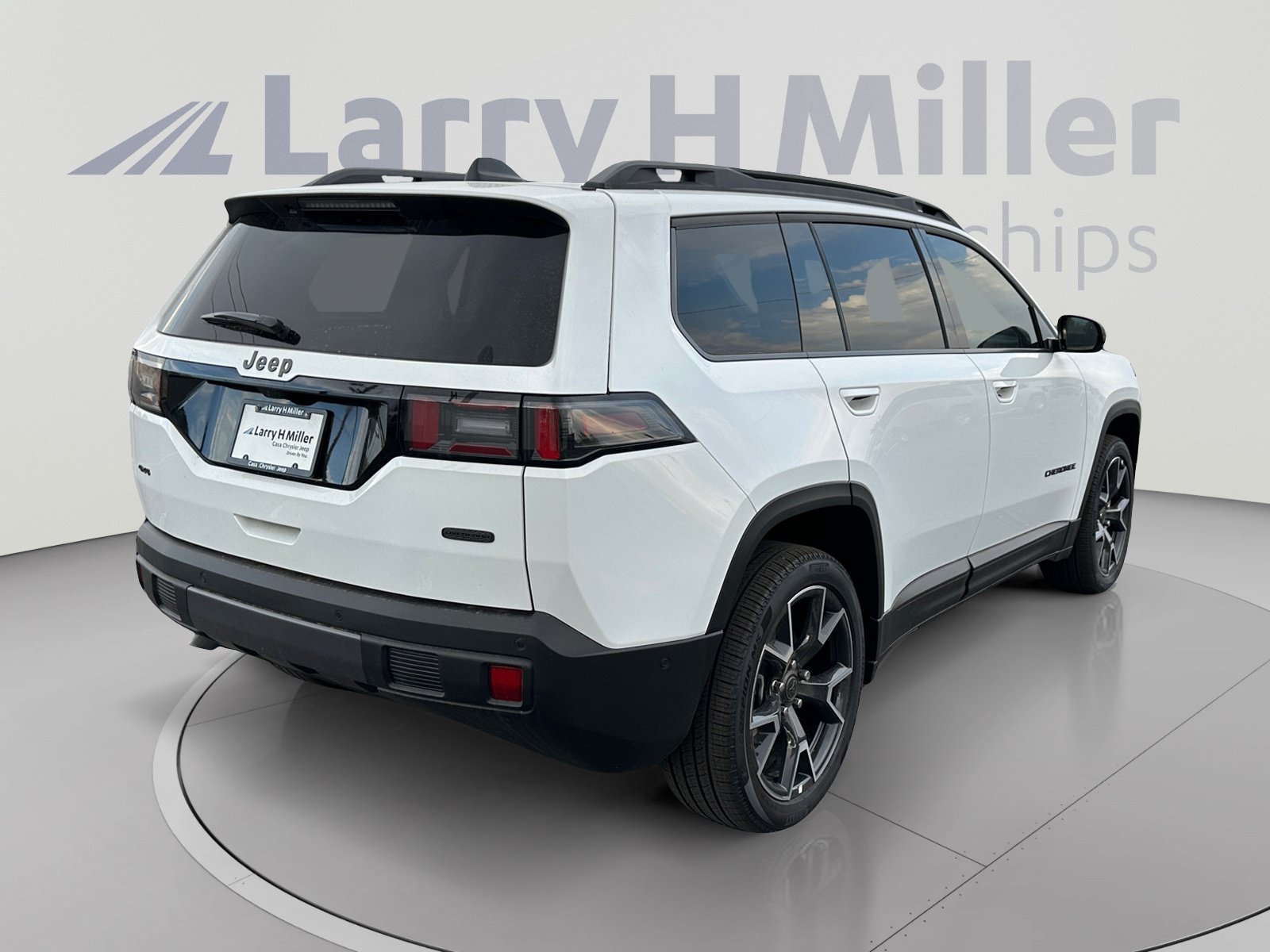 New 2026 Jeep Cherokee Overland AWD/4WD image 5
