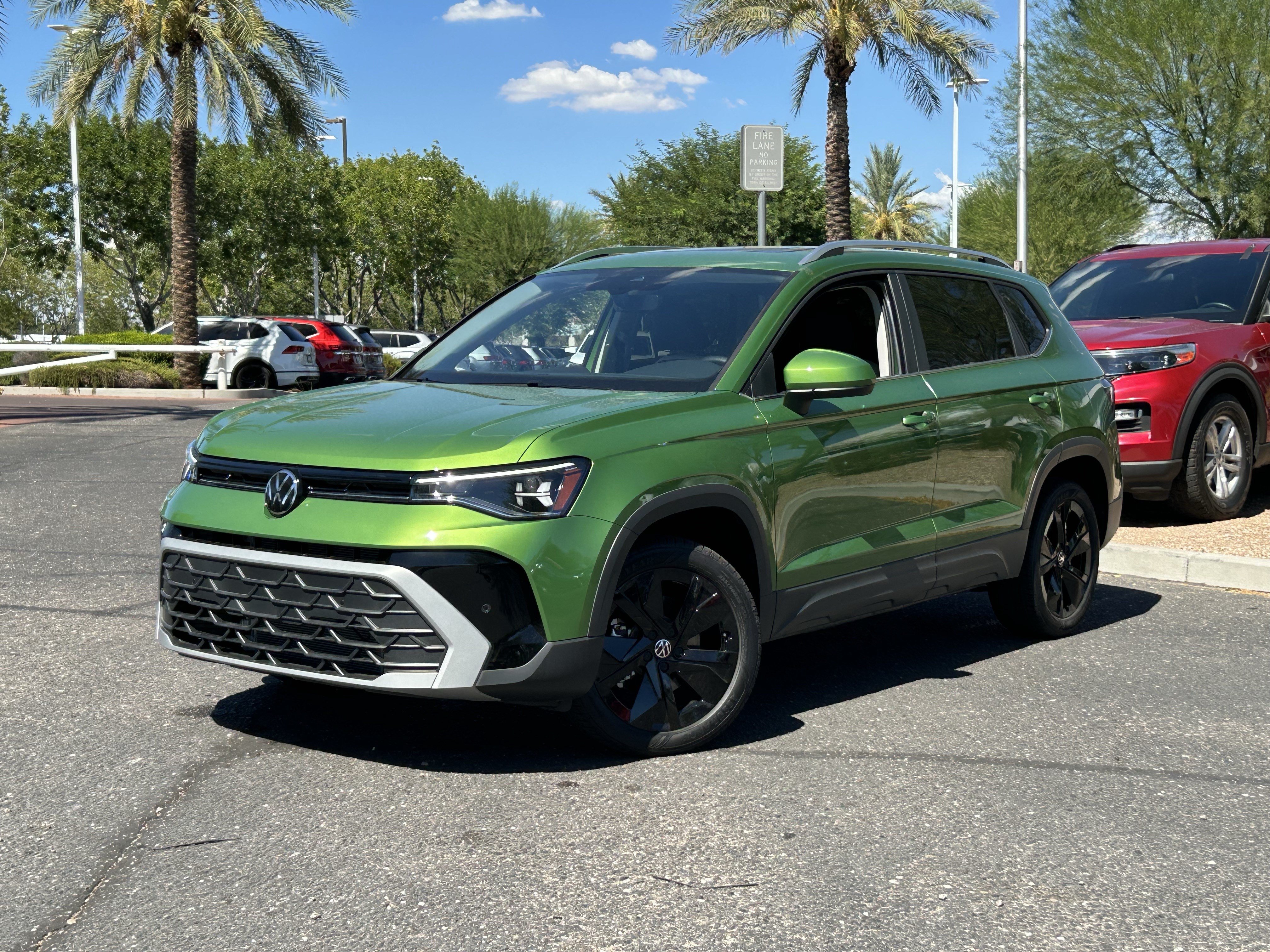 New 2026 Volkswagen Taos SE FWD image 22