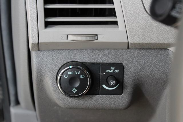 Used 2012 Chevrolet Traverse LS FWD image 15