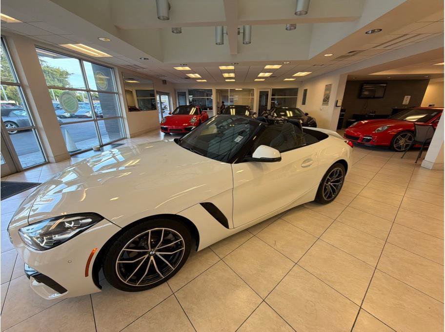 Used 2019 BMW Z4 sDrive30i w/ Convenience Package RWD image 35