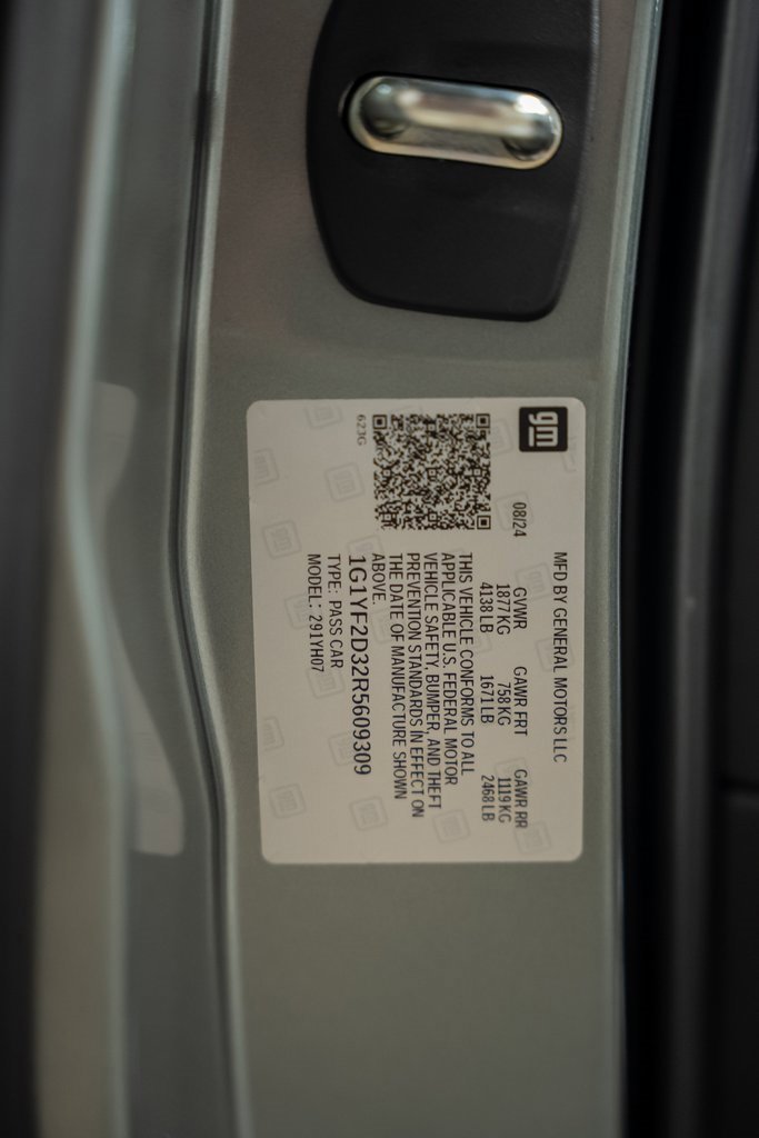 Used 2024 Chevrolet Corvette Stingray Premium Conv w/ 3LT image 71