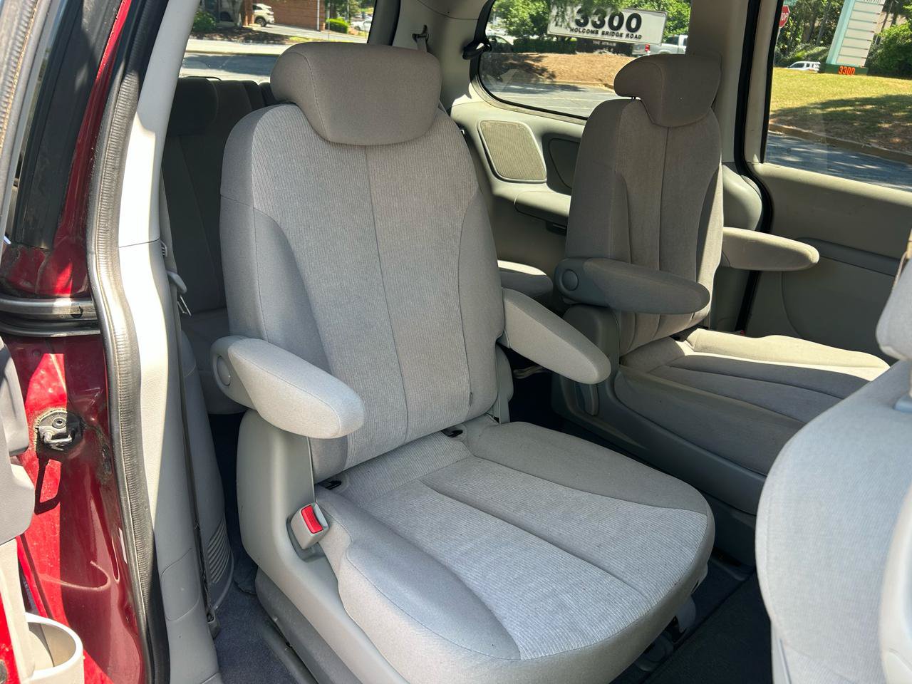 Used 2009 Kia Sedona LX w/ PWR Pkg FWD image 23