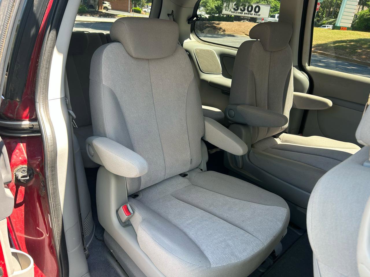 Used 2009 Kia Sedona LX w/ PWR Pkg FWD image 23