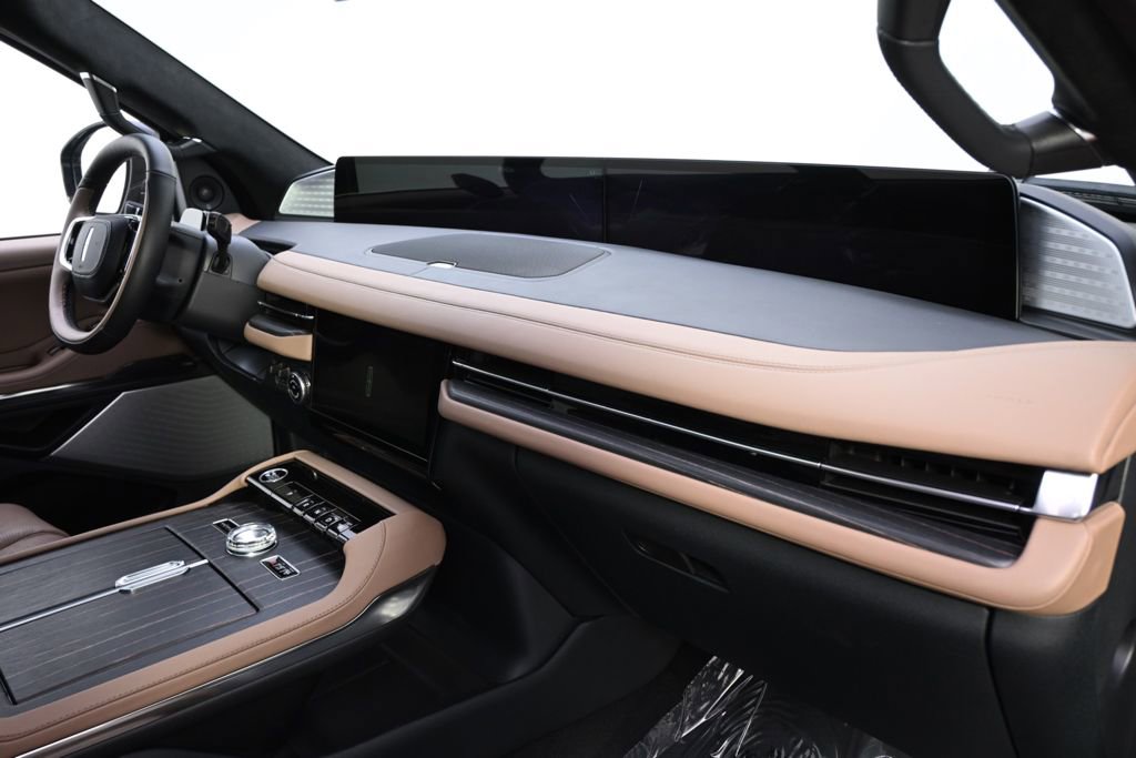 New 2026 Lincoln Navigator L Black Label image 15