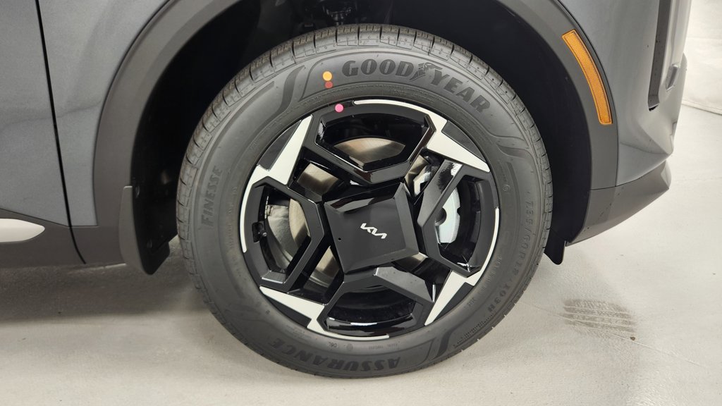 New 2026 Kia Sportage EX AWD/4WD image 9
