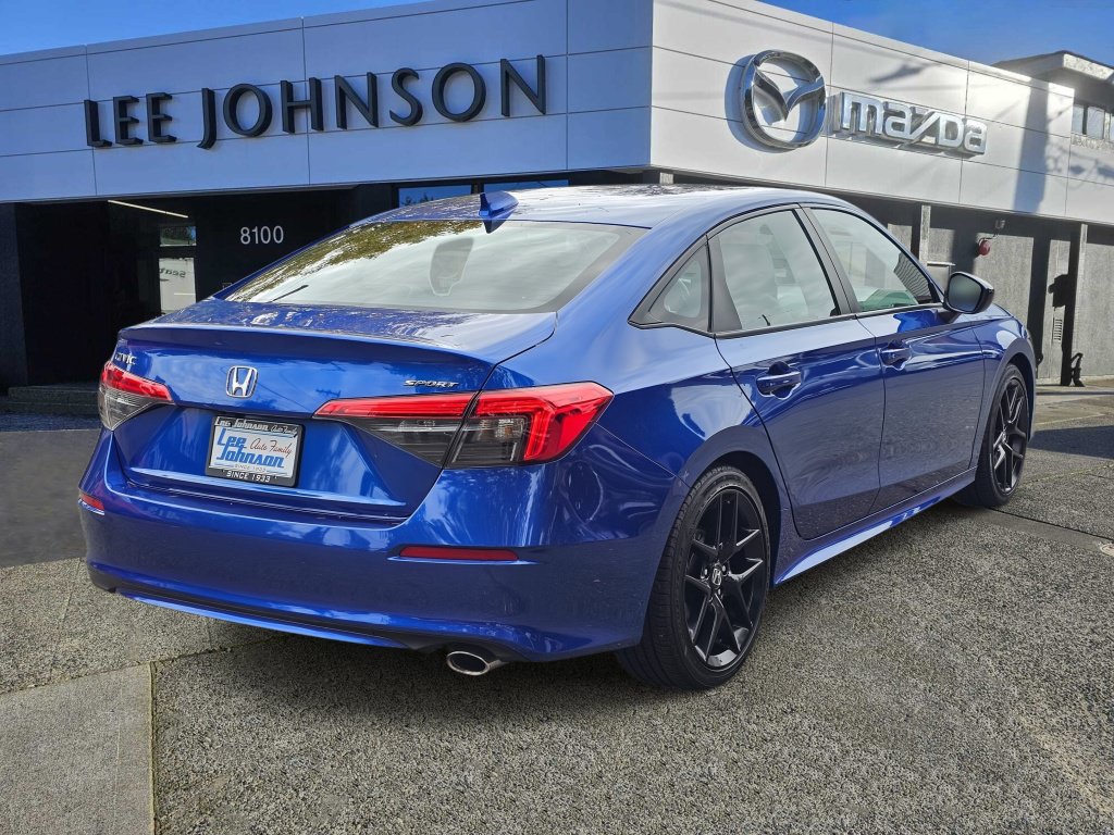 Used 2023 Honda Civic Sport image 5
