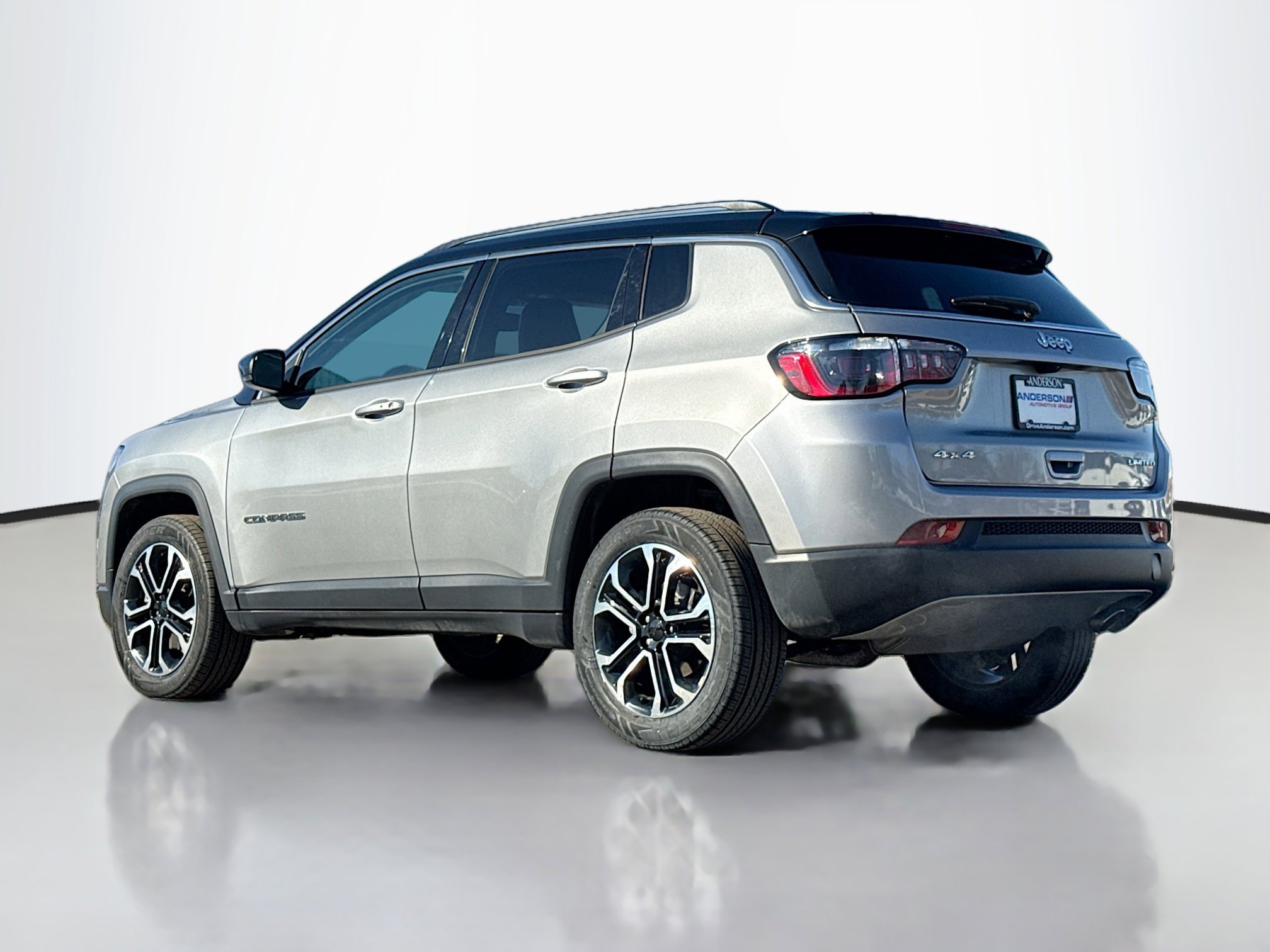 Used 2022 Jeep Compass Limited image 14