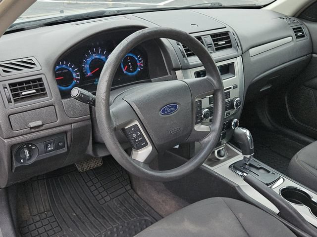 Used 2010 Ford Fusion SE FWD image 25