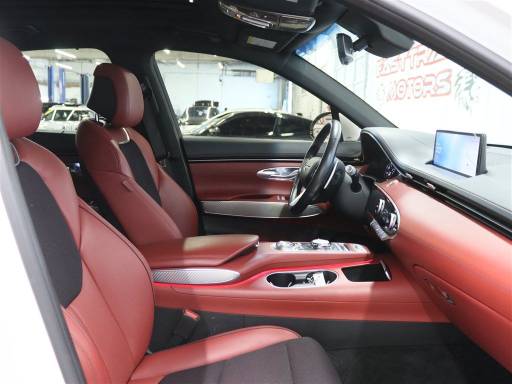Used 2022 Genesis GV70 2.5T w/ Sport Prestige Package AWD/4WD image 32