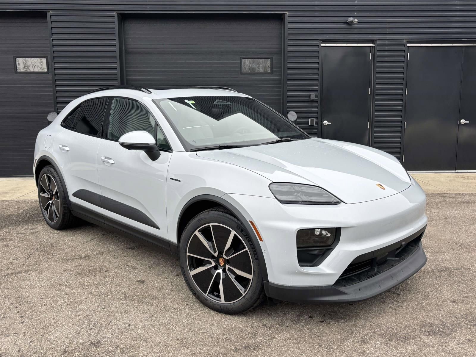 New 2026 Porsche Macan Electric RWD image 12