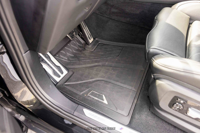 Used 2023 BMW XM image 86