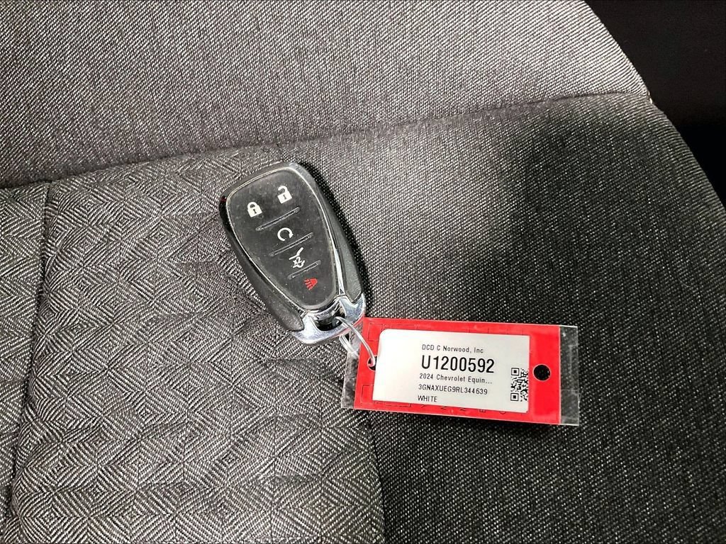 Used 2024 Chevrolet Equinox LT AWD/4WD image 29