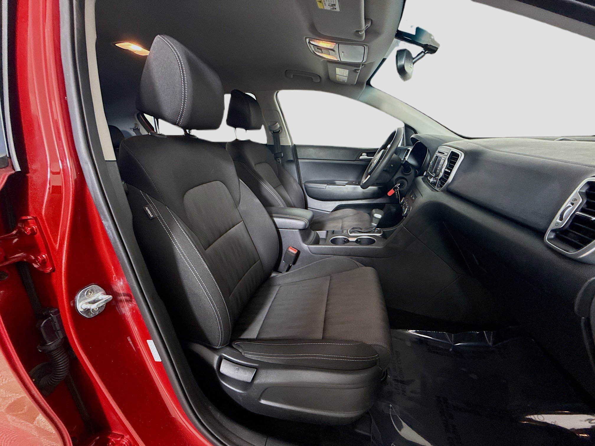 Used 2019 Kia Sportage LX FWD image 28