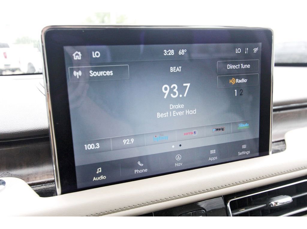 Used 2020 Lincoln Aviator Reserve w/ Equipment Group 202A image 20