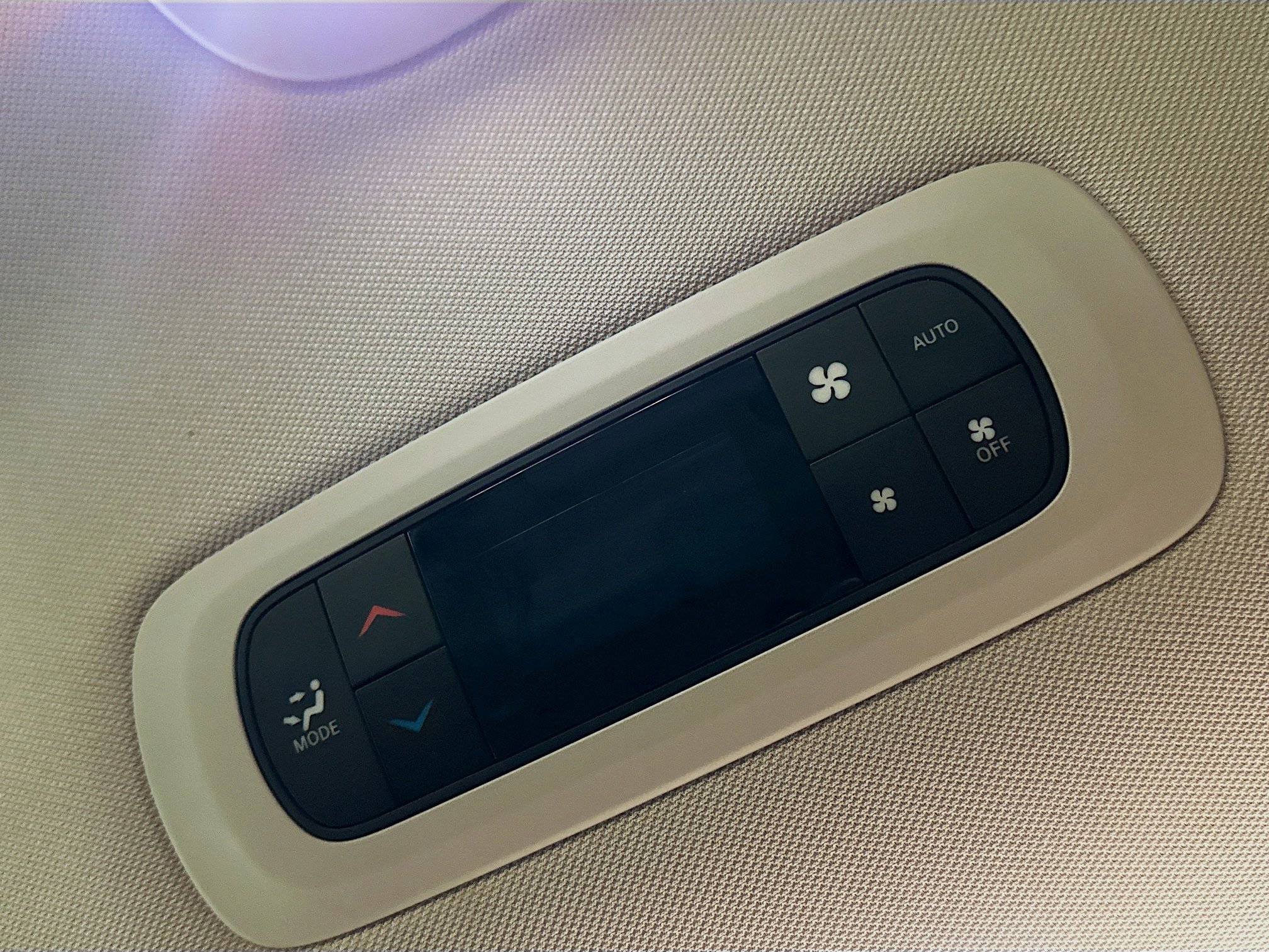 Used 2023 Chrysler Pacifica Touring-L image 27