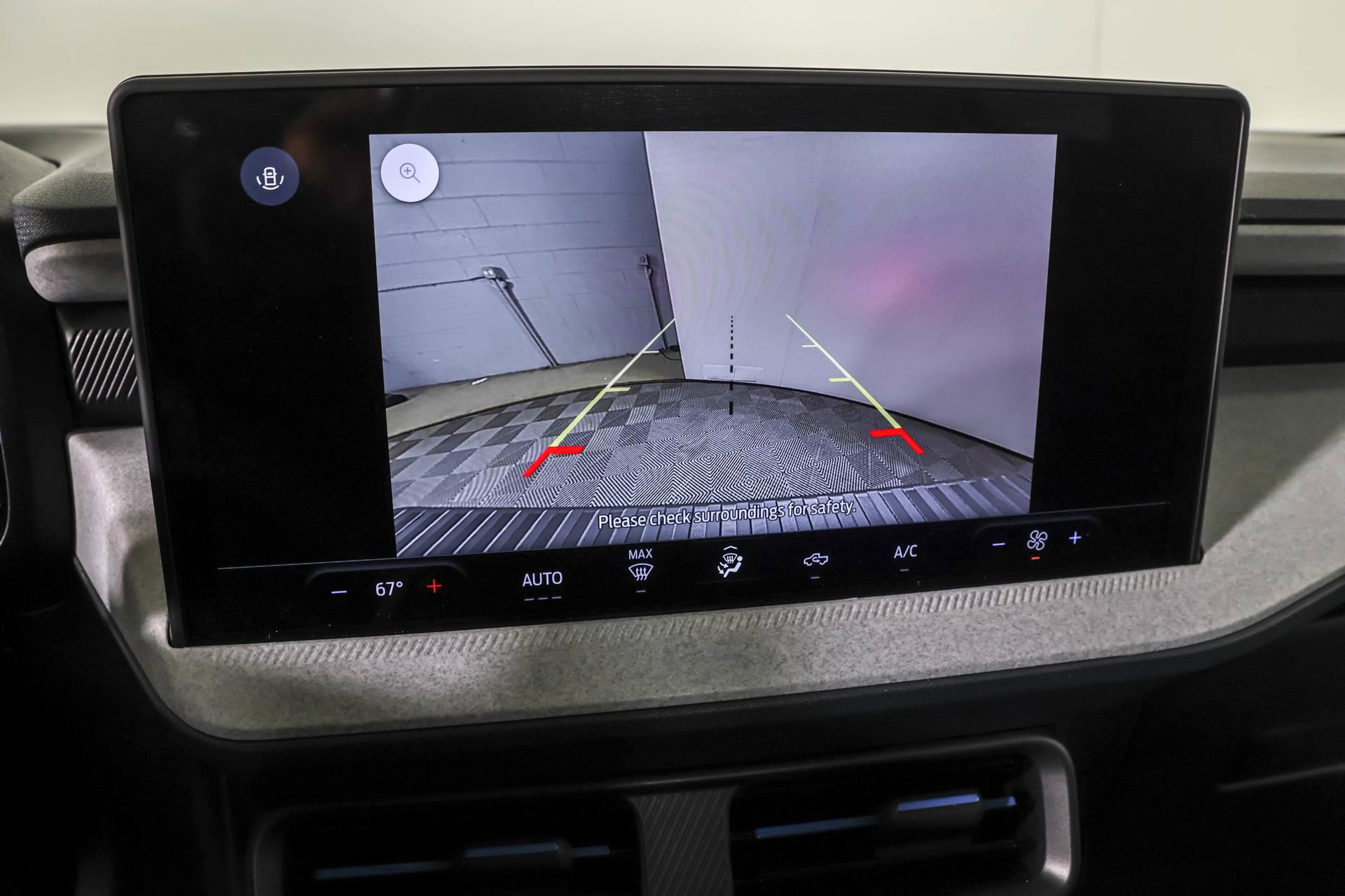 Used 2025 Ford Maverick XLT w/ Equipment Group 302A image 7