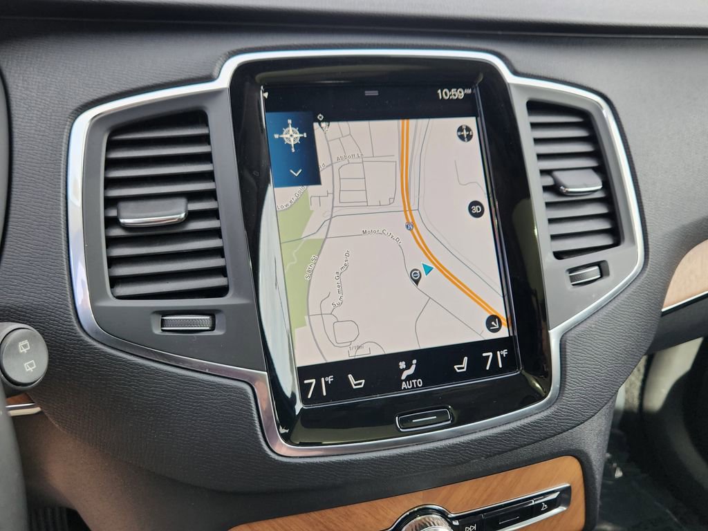 Used 2021 Volvo XC90 T6 Momentum w/ Climate Package image 7