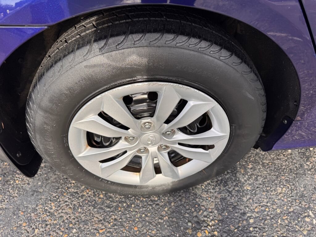 Used 2011 Hyundai Sonata GLS image 5