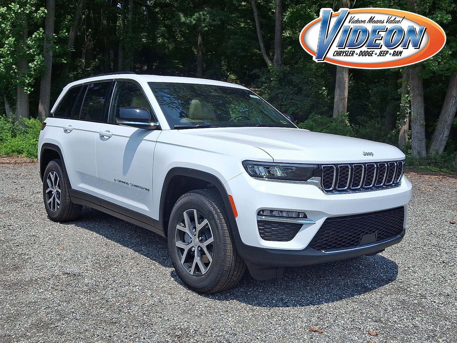 New 2025 Jeep Grand Cherokee Limited image 1