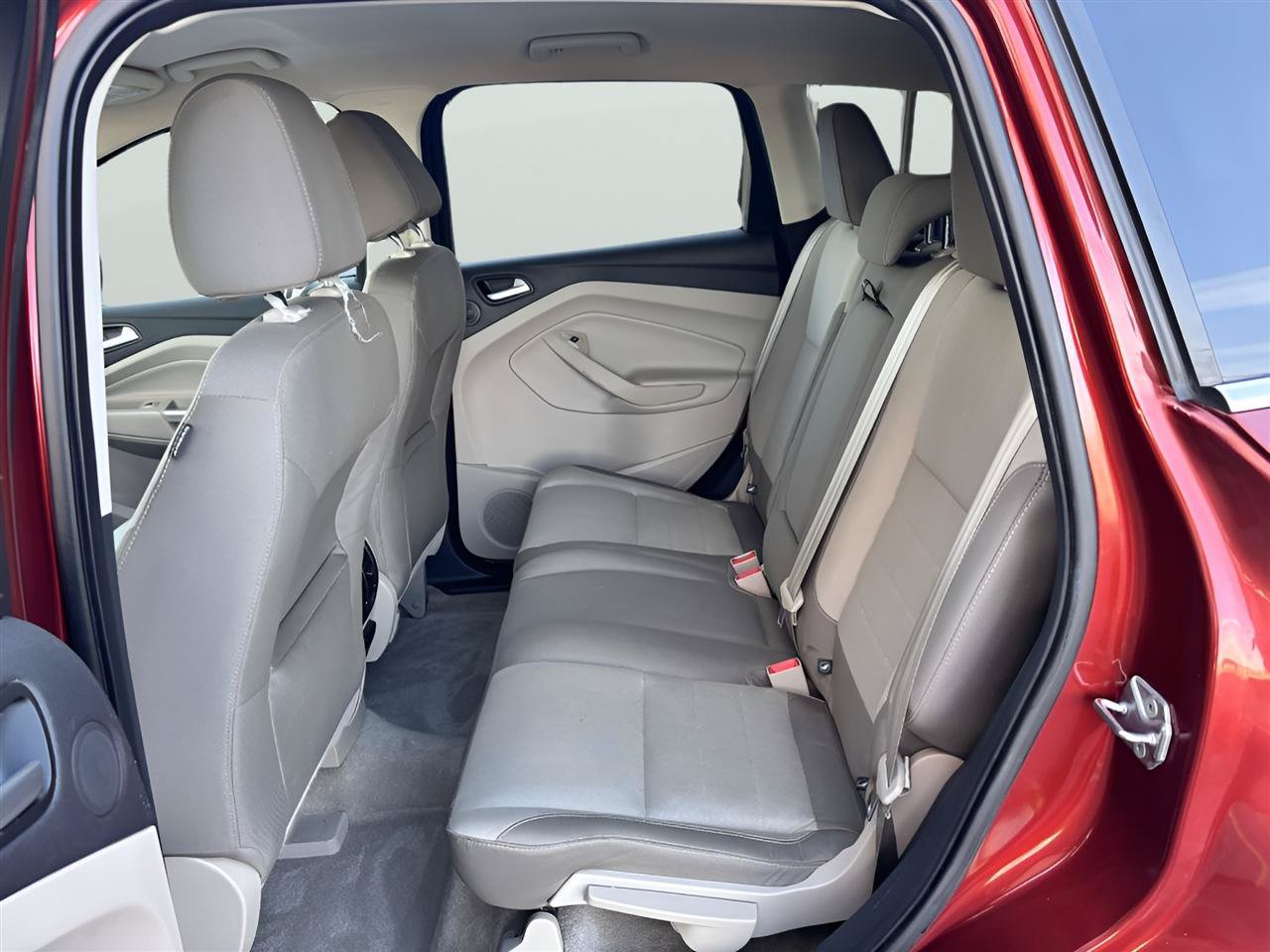 Used 2016 Ford Escape SE w/ Equipment Group 201A AWD/4WD image 15