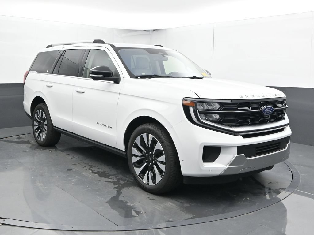 Used 2025 Ford Expedition Platinum w/ Driver's Package AWD/4WD image 6