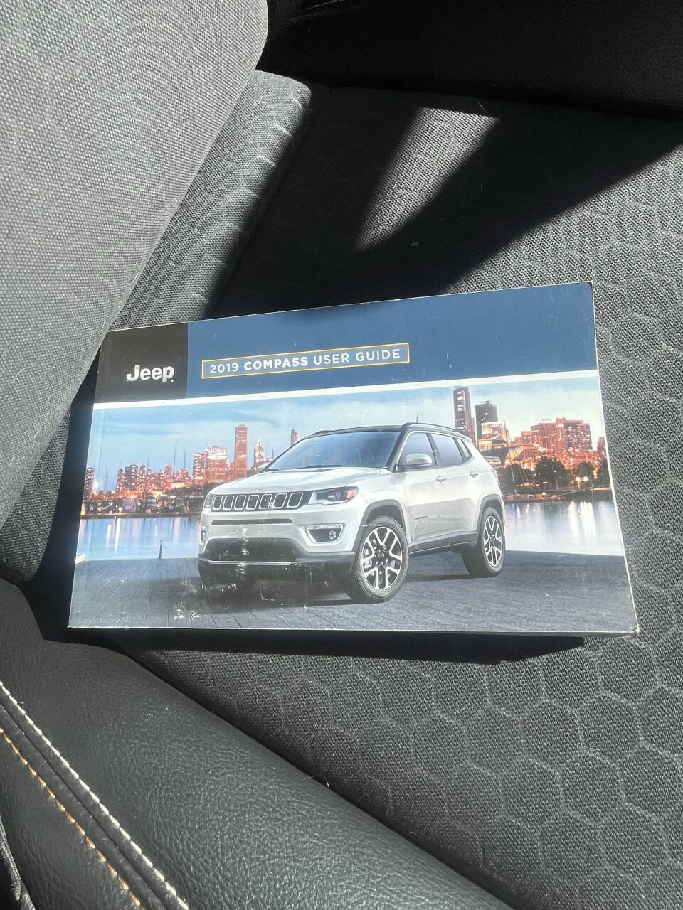 Used 2019 Jeep Compass Latitude w/ Cold Weather Group image 30
